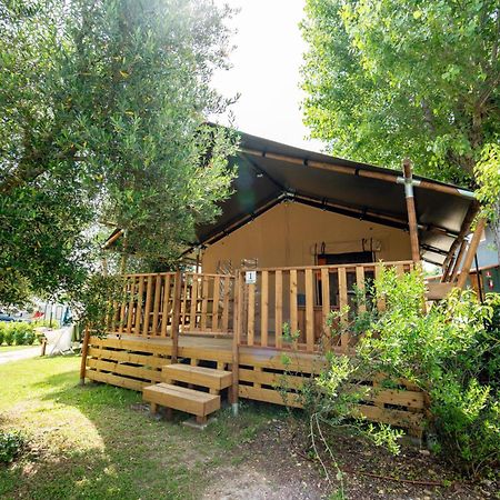 Sivinos Camping Boutique 马内尔巴 外观 照片
