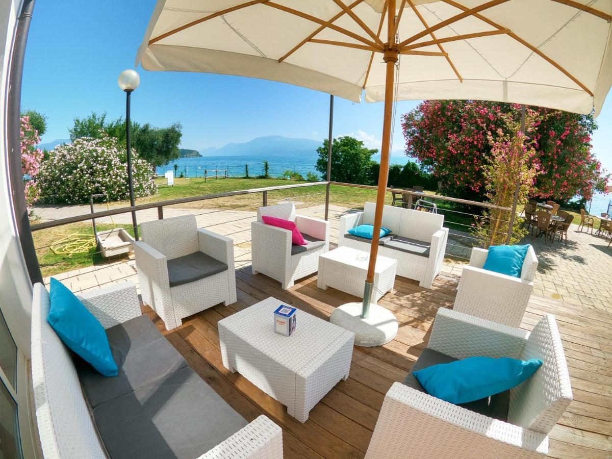 Sivinos Camping Boutique 马内尔巴 外观 照片