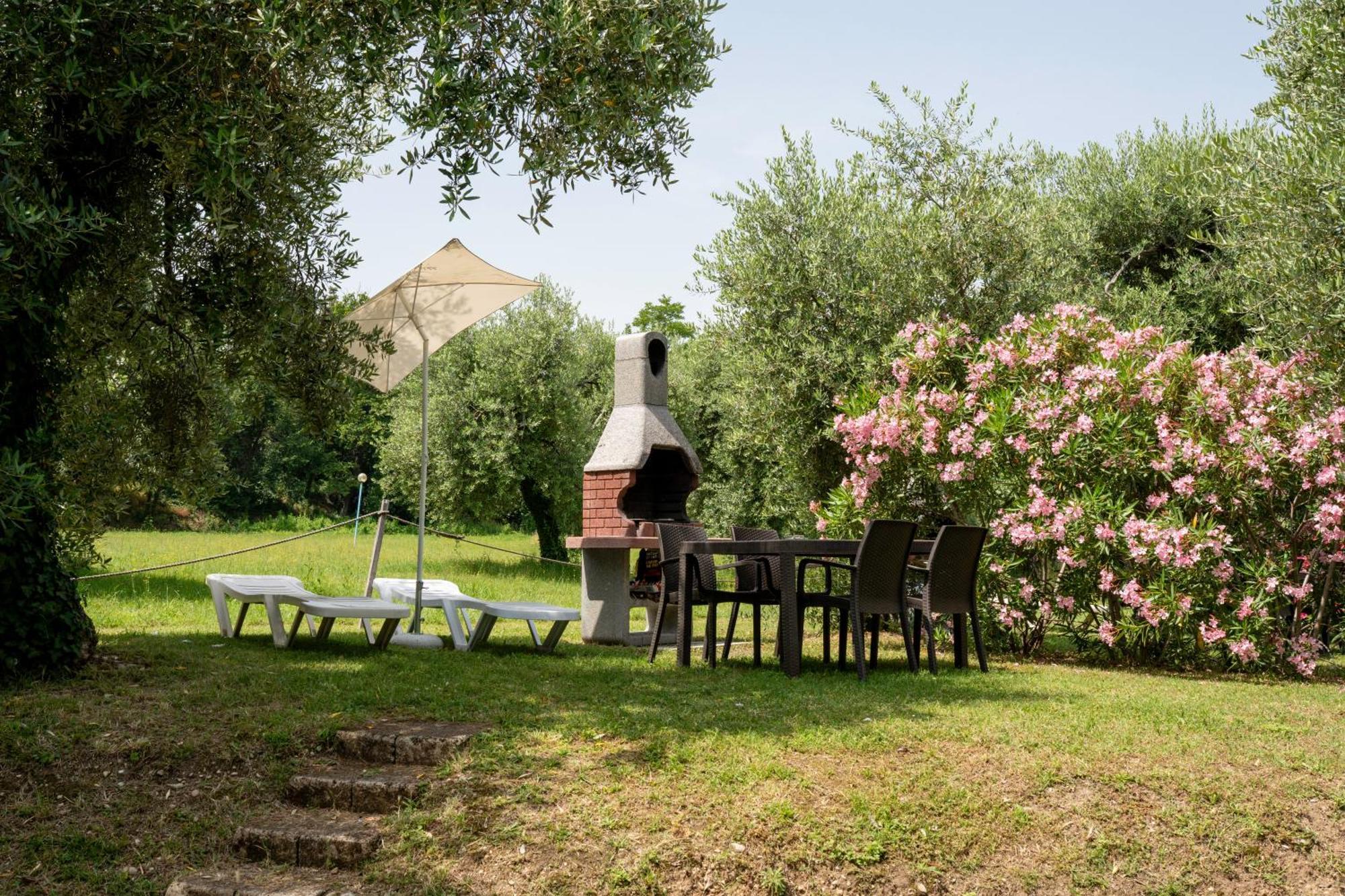 Sivinos Camping Boutique 马内尔巴 外观 照片
