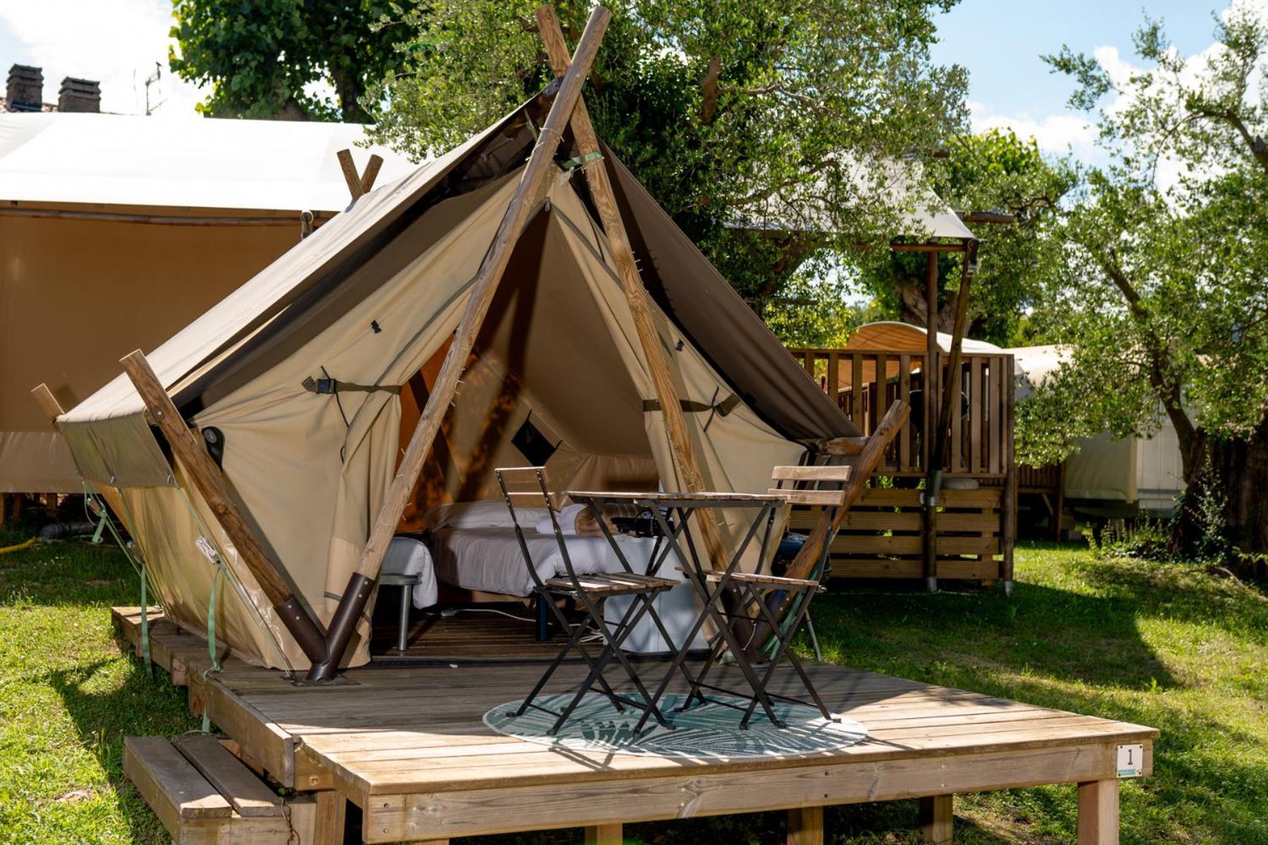 Sivinos Camping Boutique 马内尔巴 外观 照片
