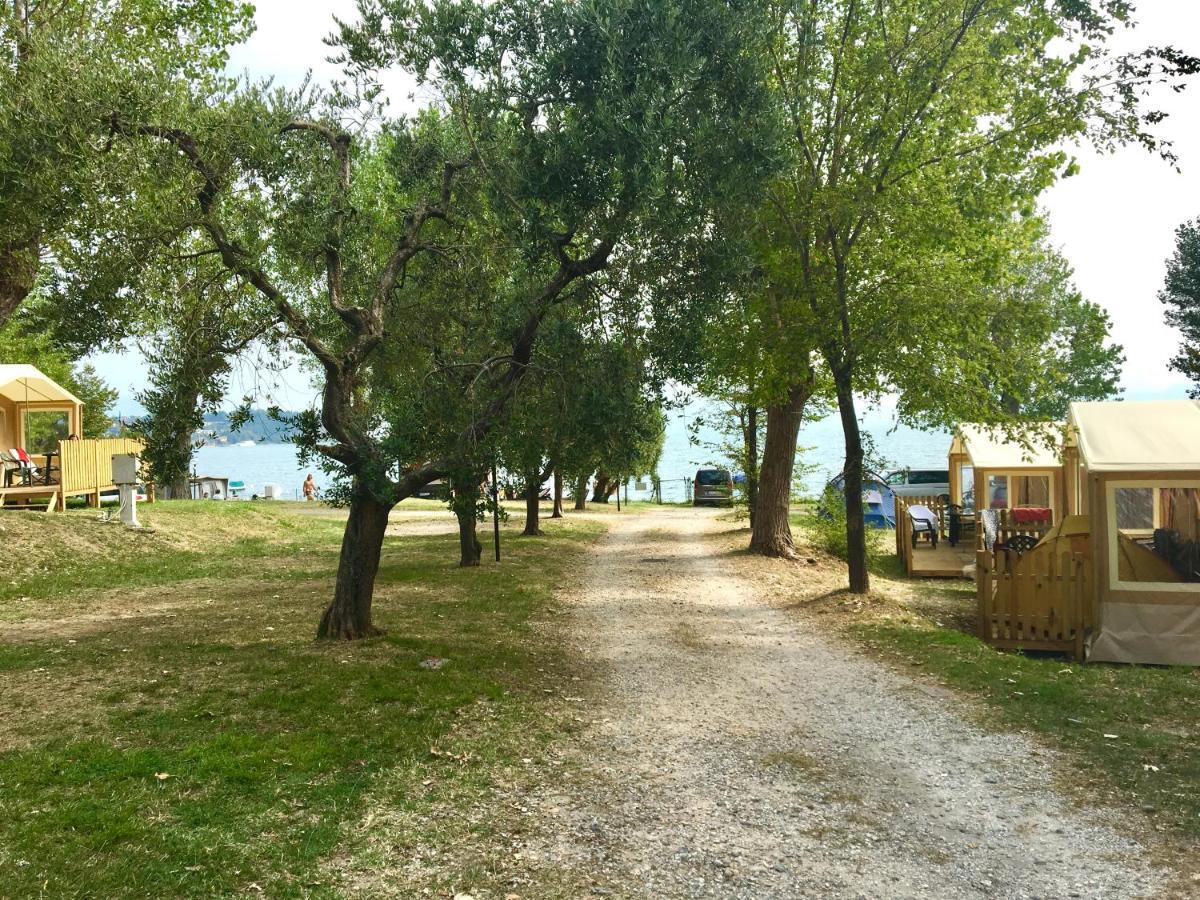 Sivinos Camping Boutique 马内尔巴 外观 照片